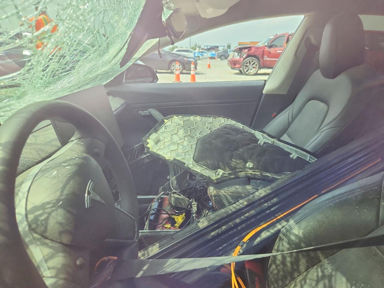 2018 Tesla Model 3 - Фото 7
