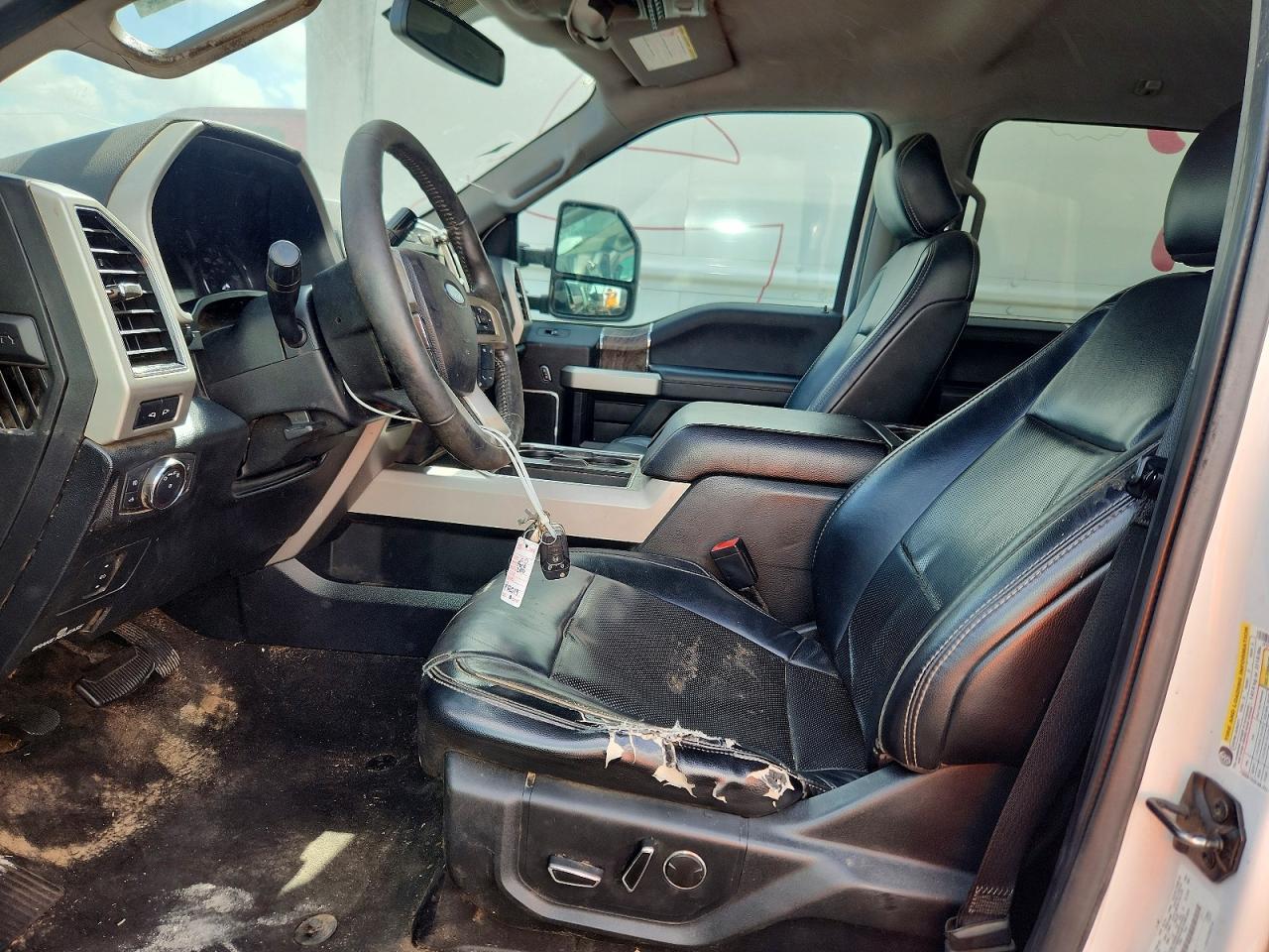 2019 Ford F250 Super Duty - Image 7