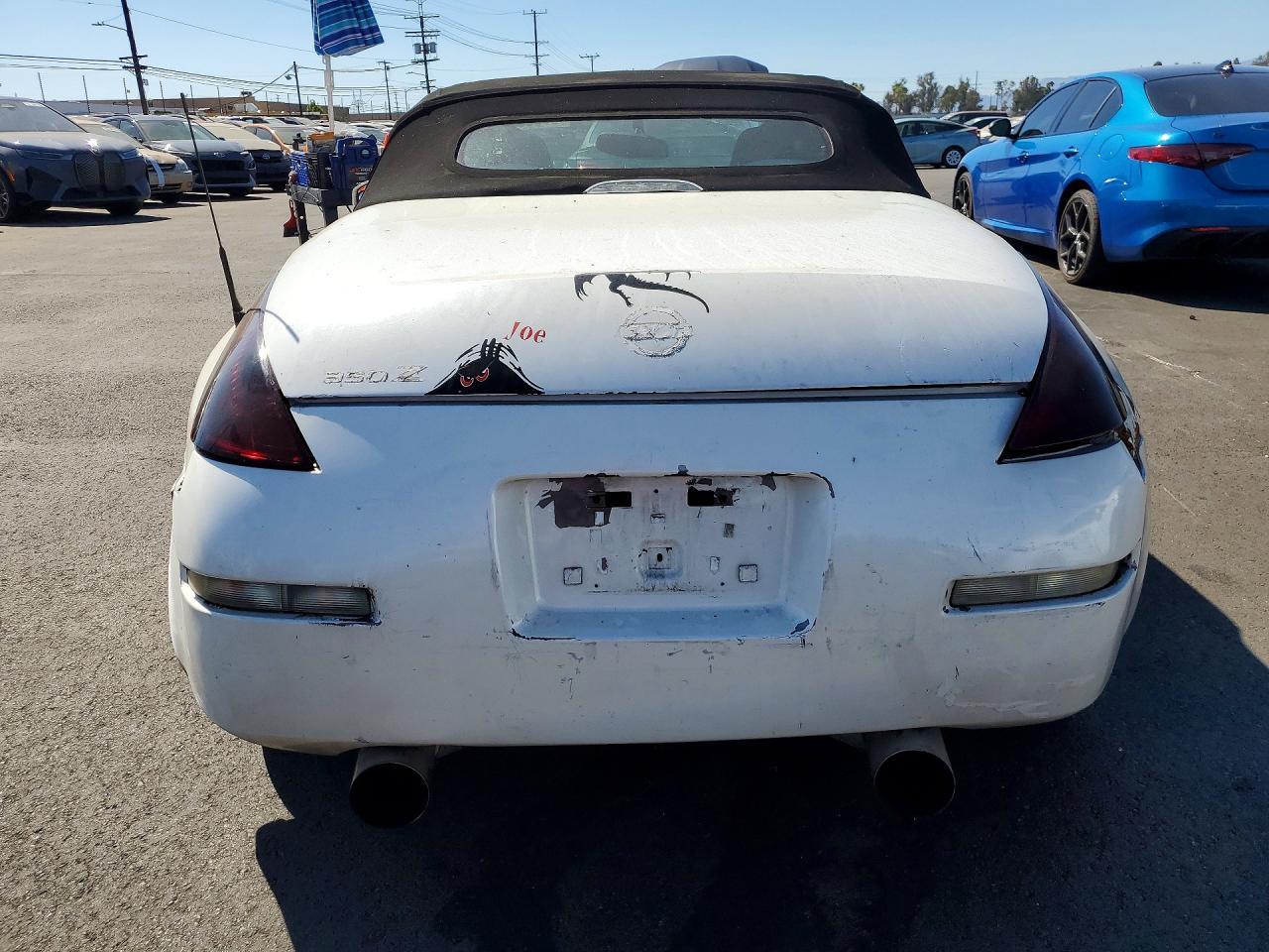 2004 Nissan 350Z Roadster - Image 6