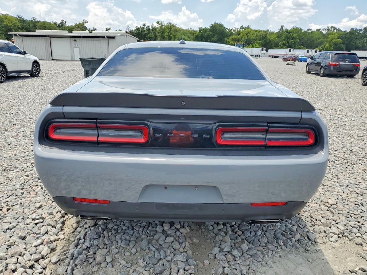 2022 Dodge Challenger R/T - Image 6