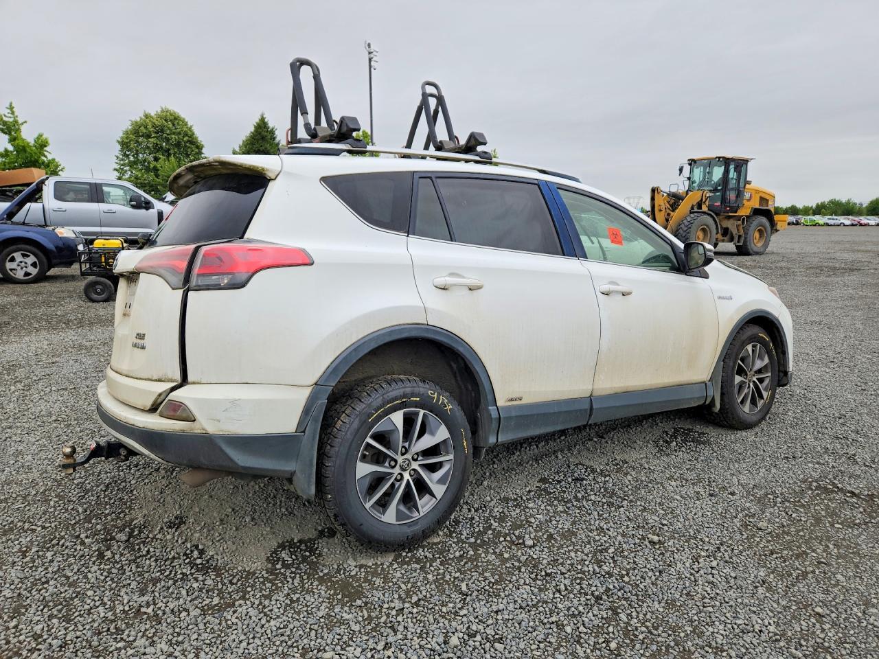 2016 Toyota Rav4 Hv Xle - Фото 3