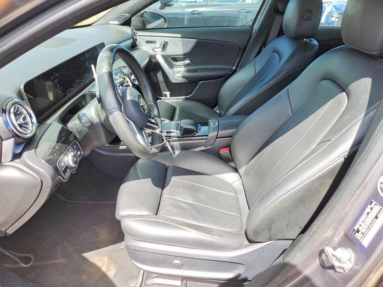 2020 Mercedes-Benz A 220 - Фото 7