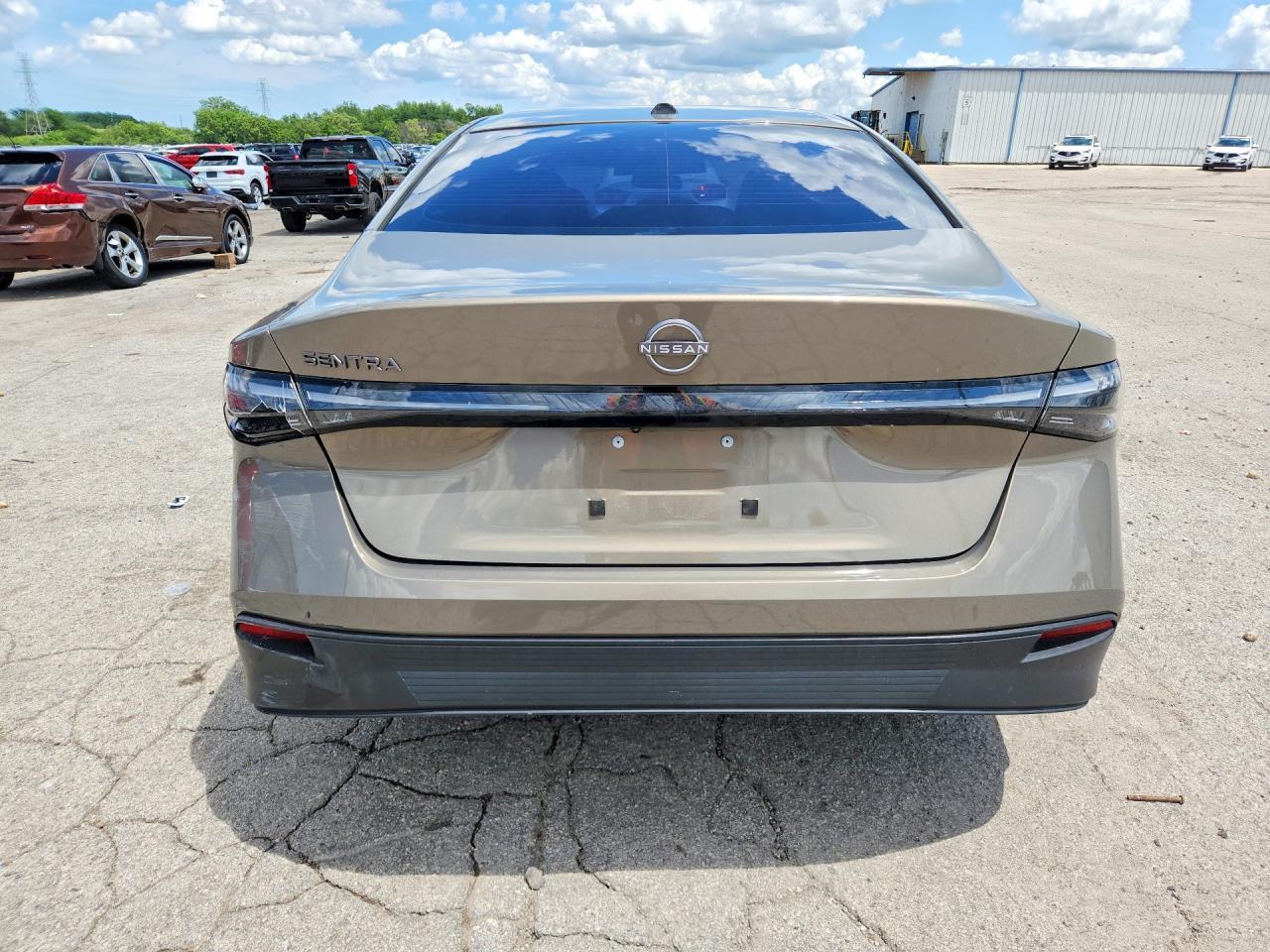 2026 Nissan Sentra Sv - Image 6