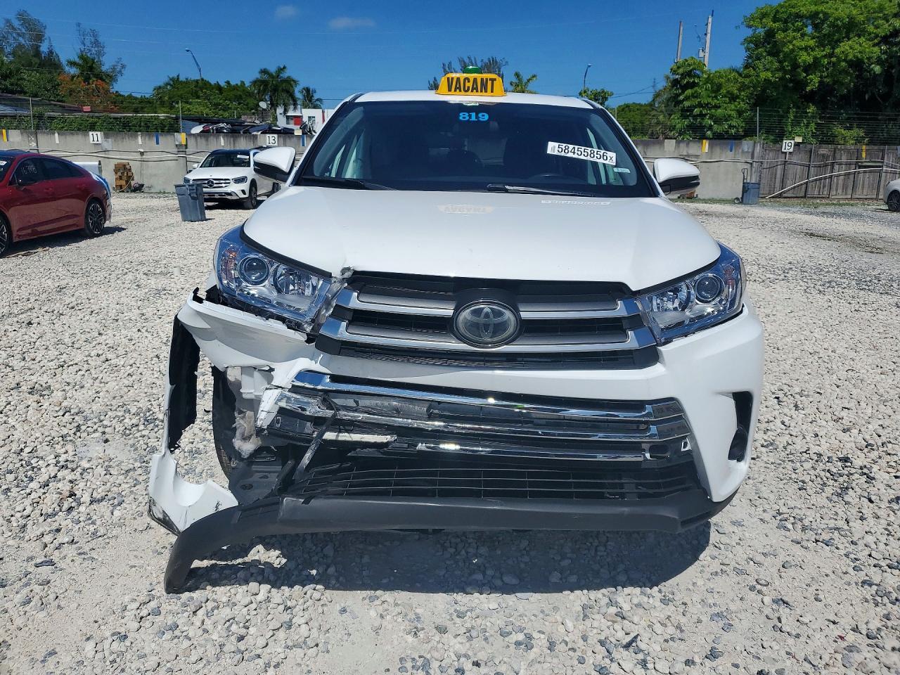 2019 Toyota Highlander Le - Image 5