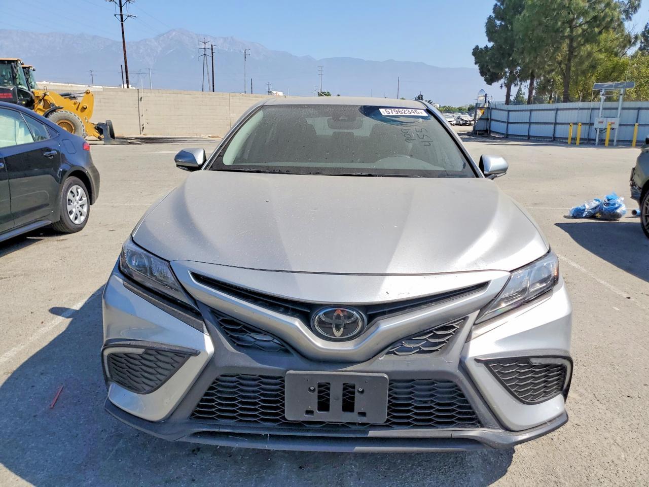 2023 Toyota Camry Se - Image 5