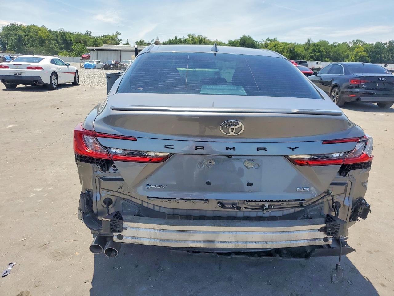 2025 Toyota Camry Se - Фото 6