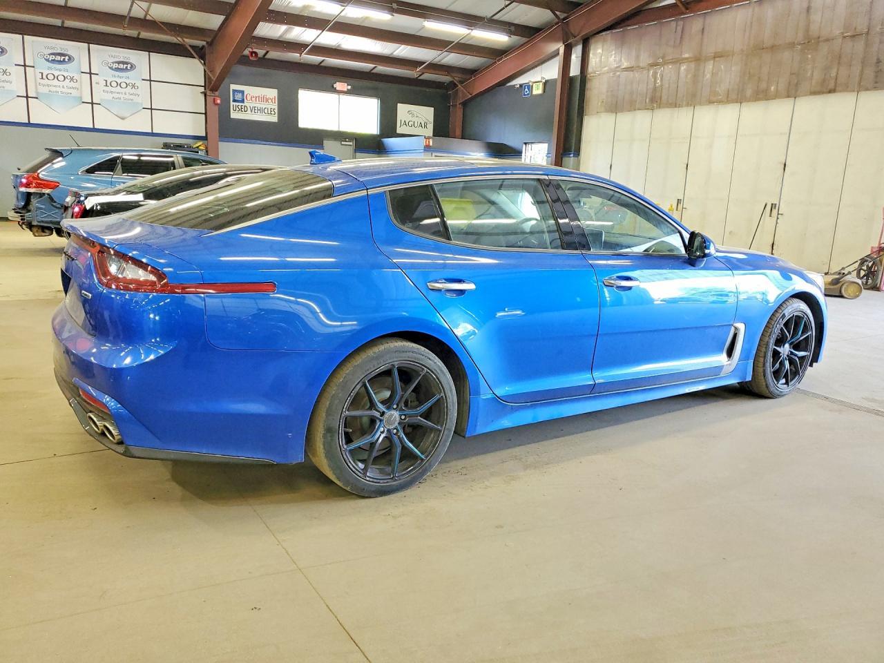 2018 Kia Stinger Premium - Фото 3