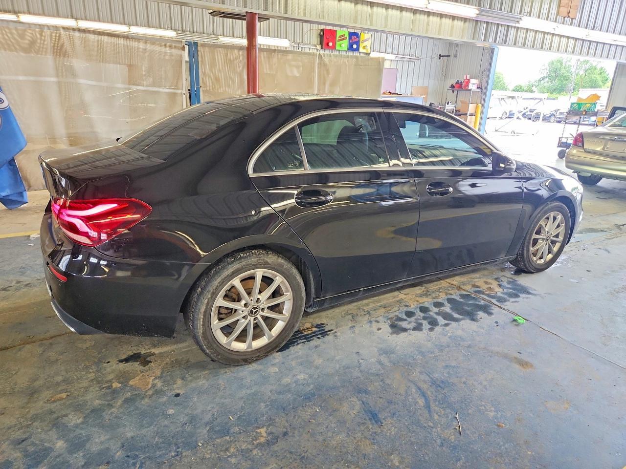 2020 Mercedes-Benz A 220 - Image 3