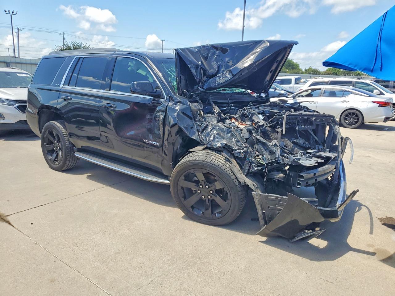 2017 GMC Yukon Slt - Фото 4