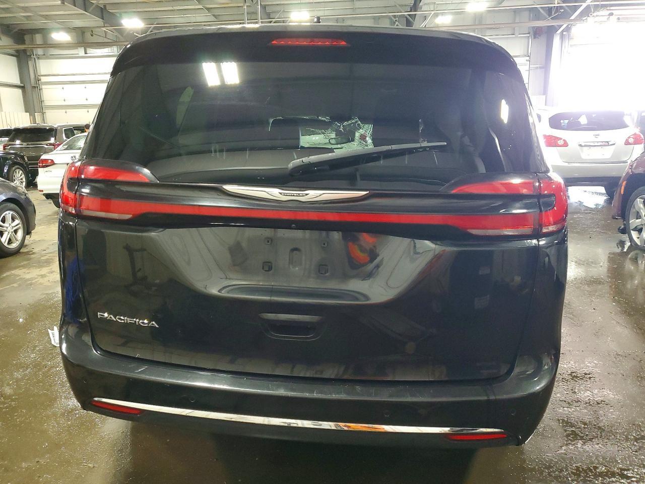 2023 Chrysler Pacifica Touring L - Фото 6
