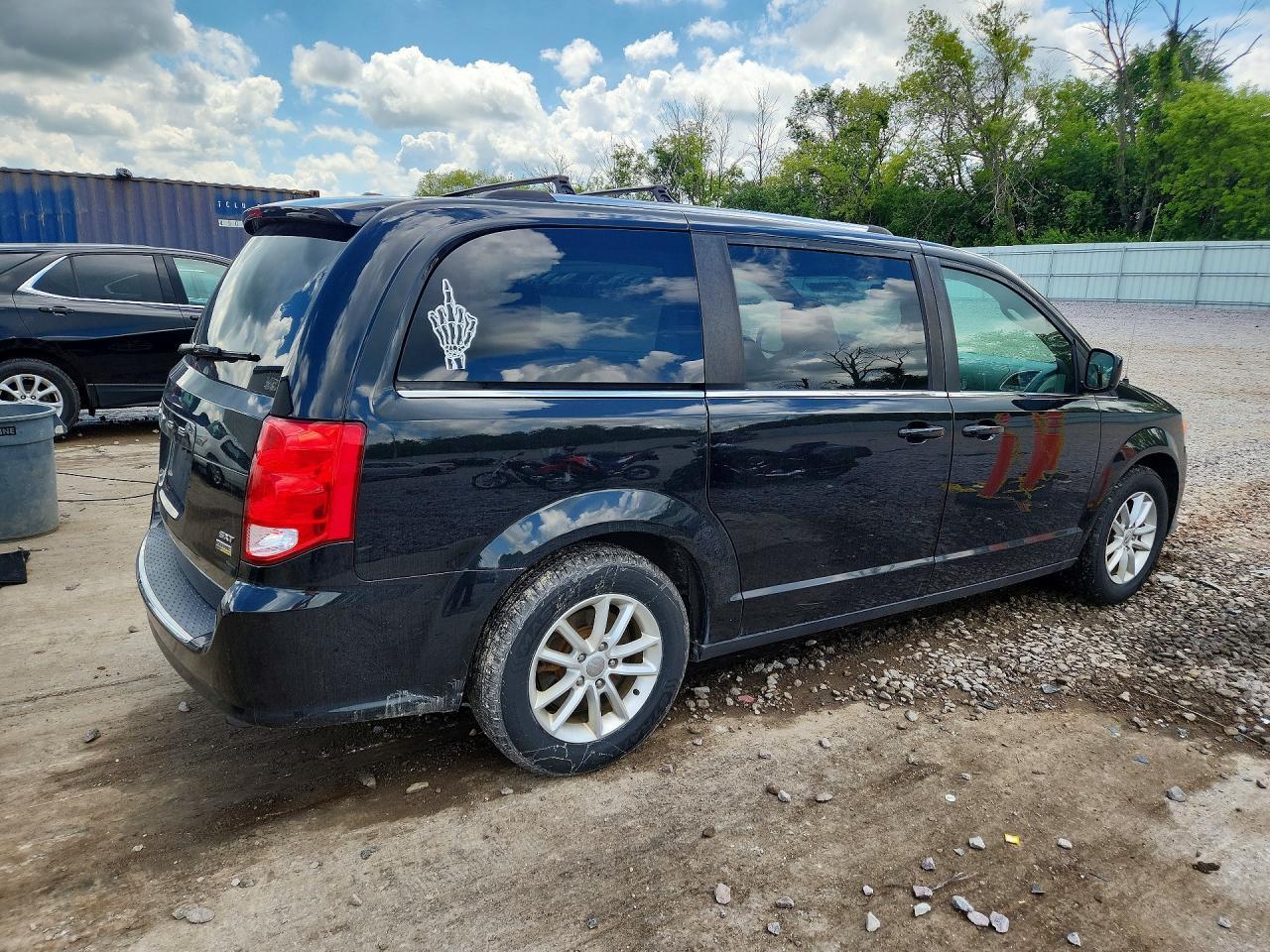 2019 Dodge Grand Caravan Sxt - Image 3