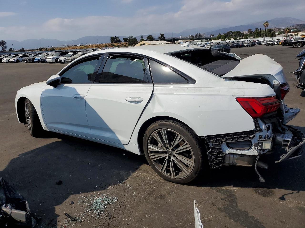 2024 Audi A6 Premium Plus - Фото 2