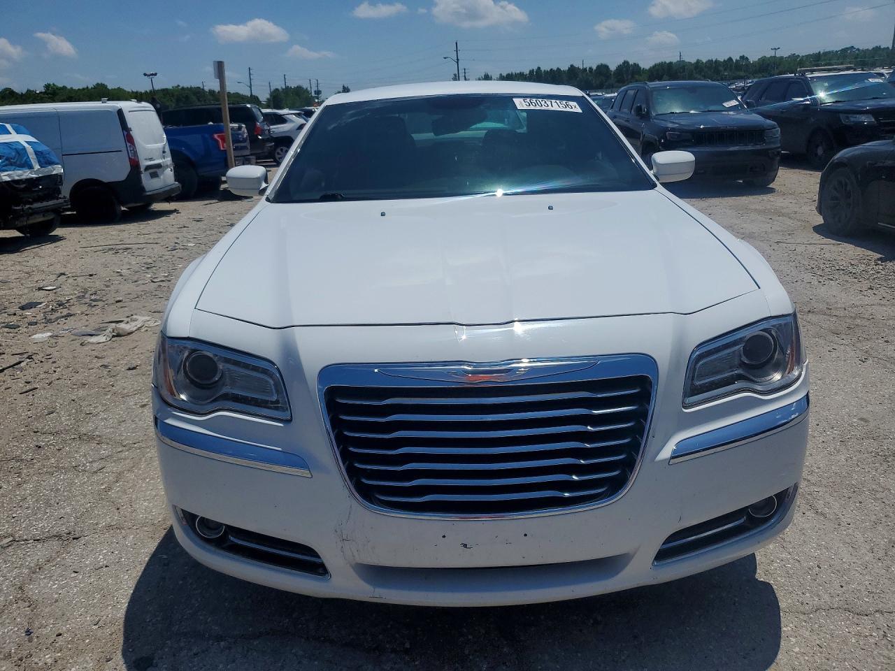 2014 Chrysler 300 - Фото 5