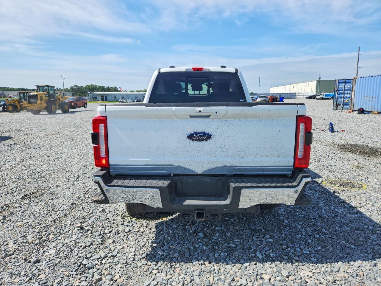 2026 Ford F250 Super Duty - Фото 6
