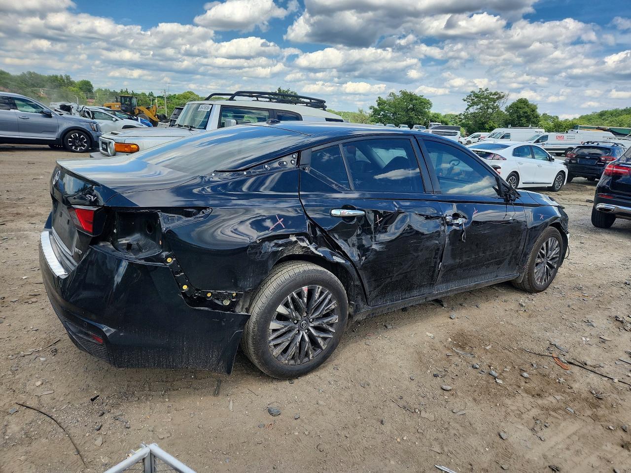 2023 Nissan Altima Sv - Фото 3