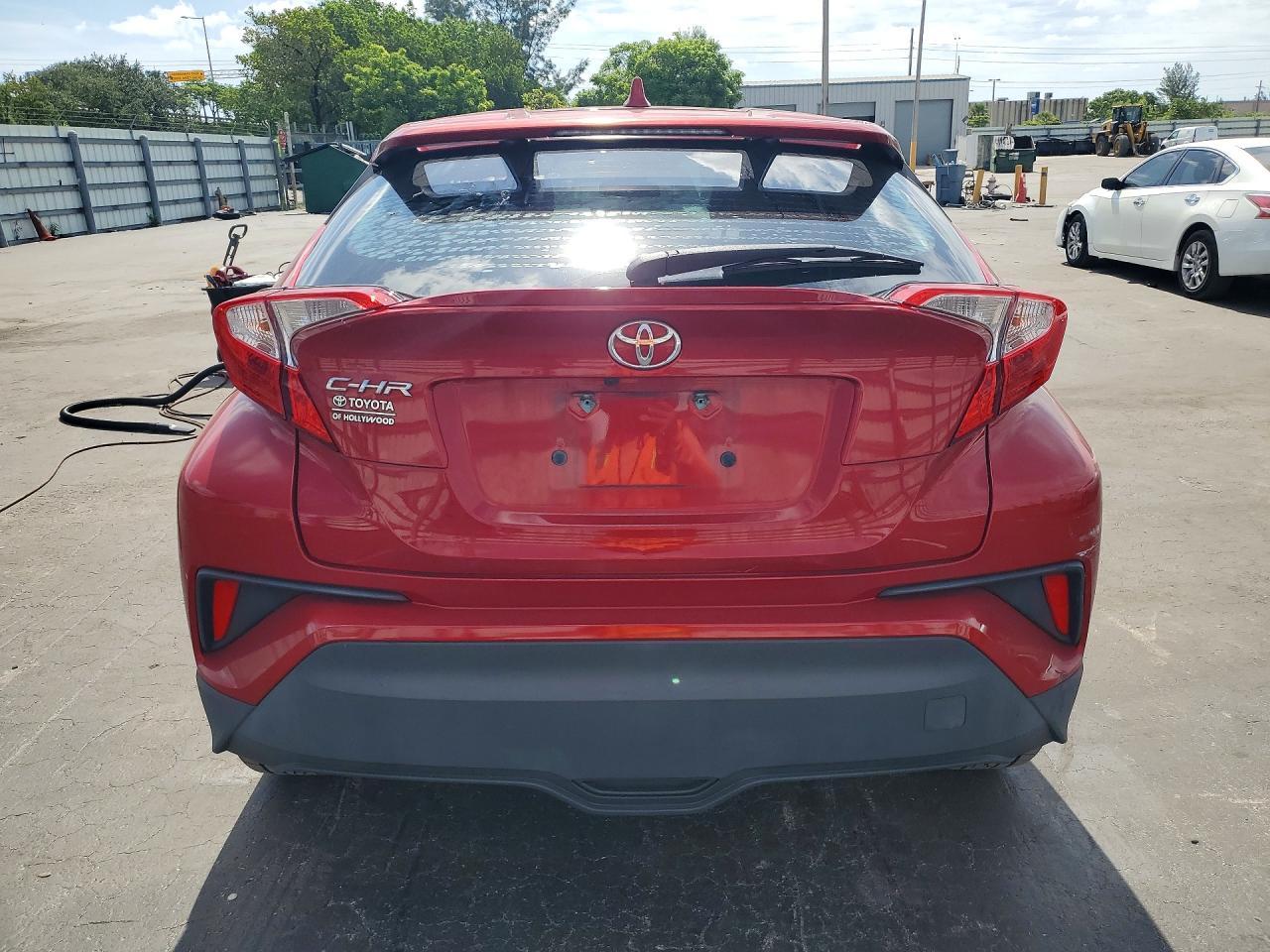2020 Toyota C-Hr Xle - Фото 6