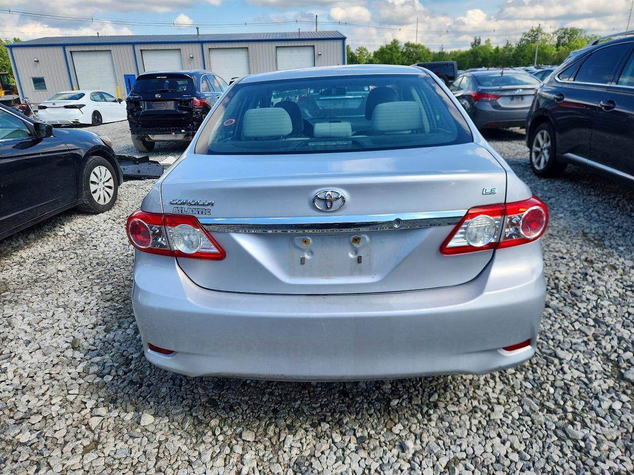 2013 Toyota Corolla Le - Image 6