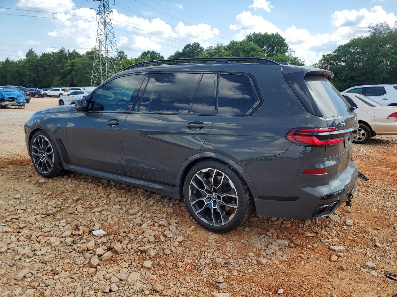 2024 BMW X7 M60I - Image 2