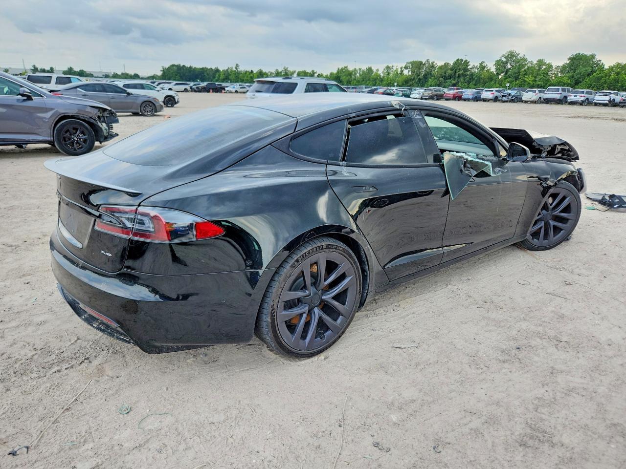 2021 Tesla Model S - Image 3