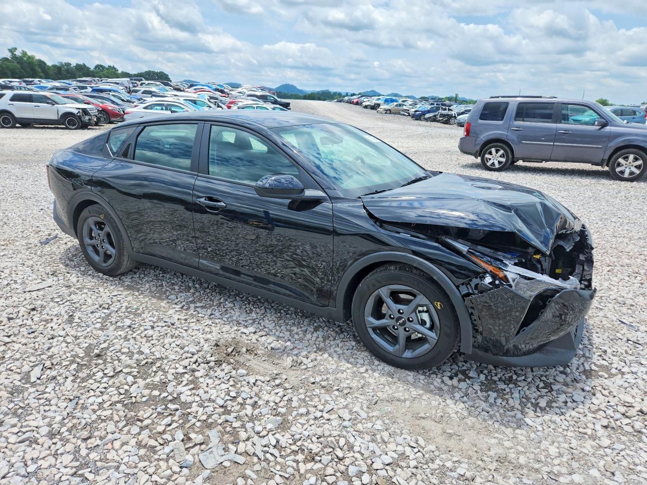 2026 Kia K4 Lxs - Image 4