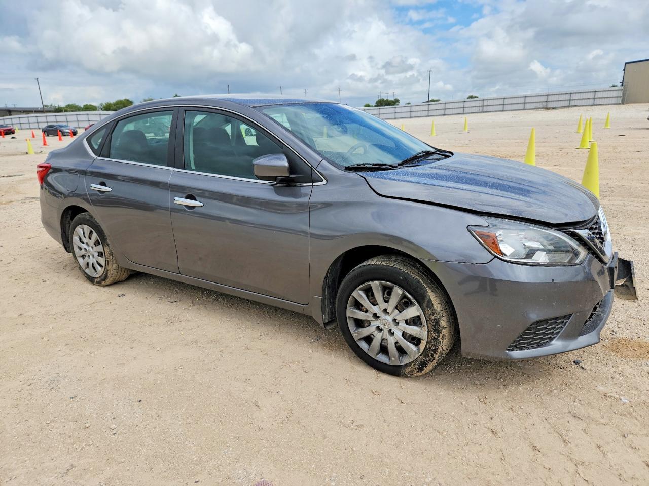 2019 Nissan Sentra S - Image 4