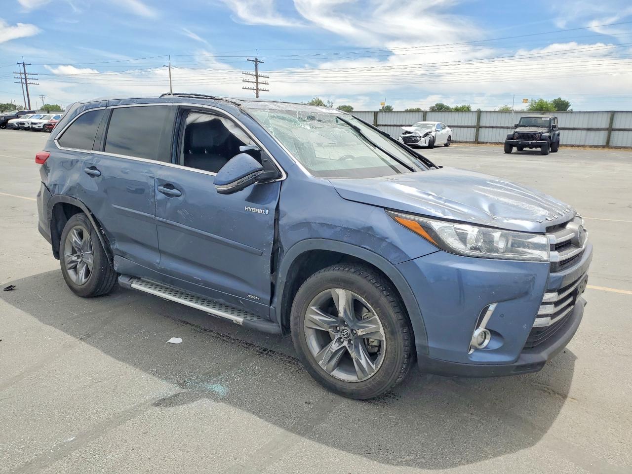 2019 Toyota Highlander Hybrid Limited Platinum - Фото 4