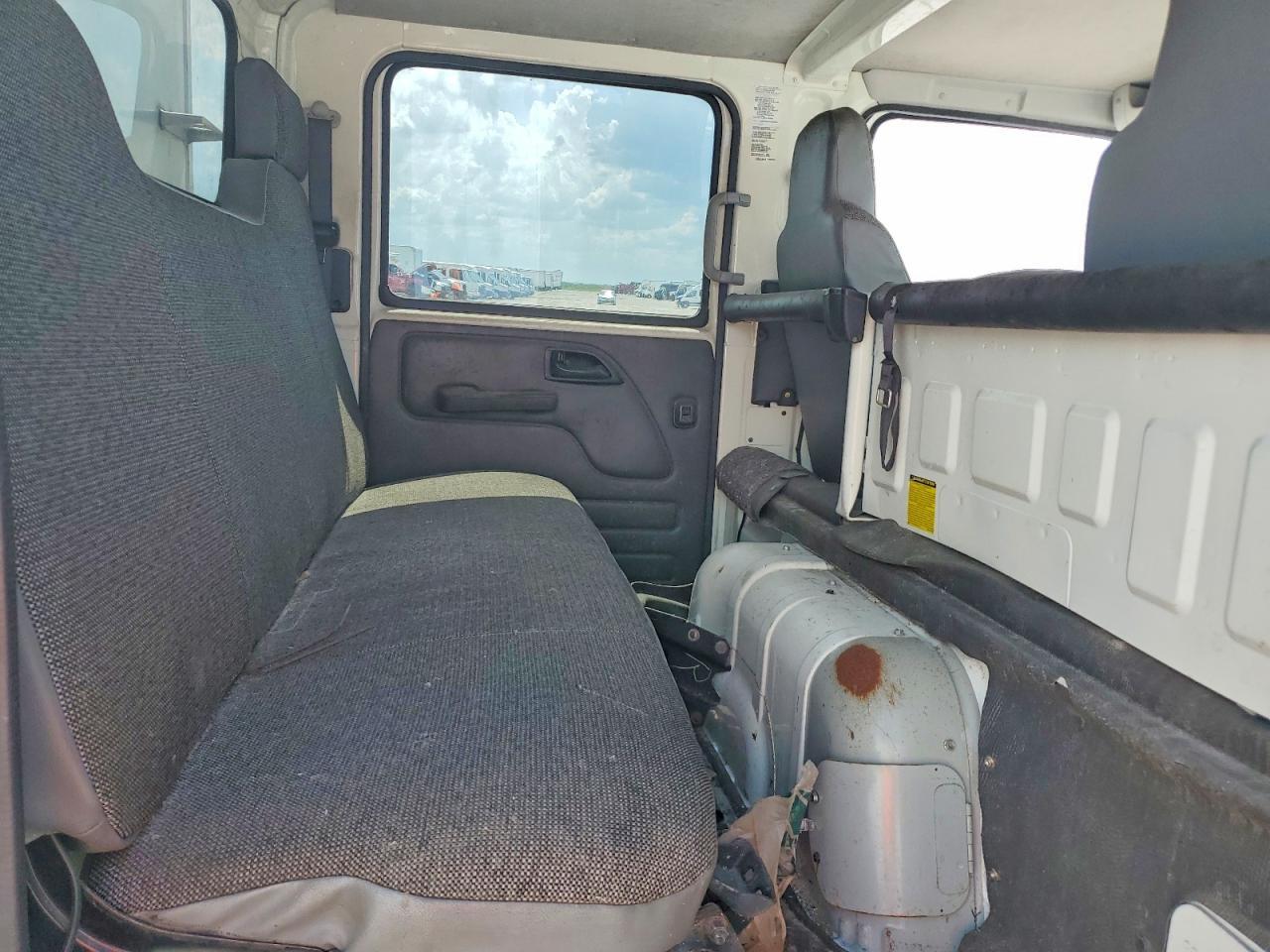 2024 Isuzu Npr Hd Dump Truck - Image 6