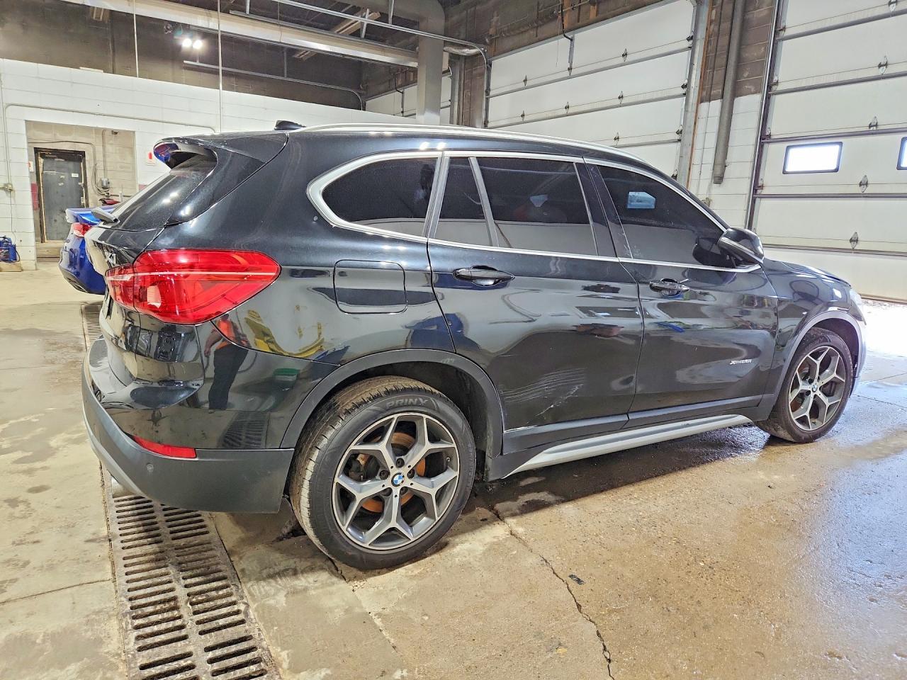 2017 BMW X1 xDrive28I - Image 3