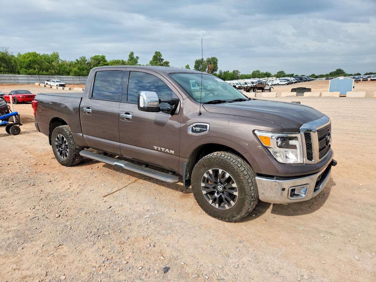 2017 Nissan Titan Sl - Фото 4