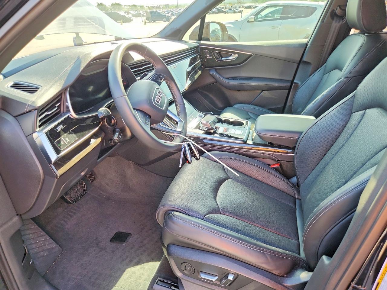 2025 Audi Q7 Prestige - Image 7