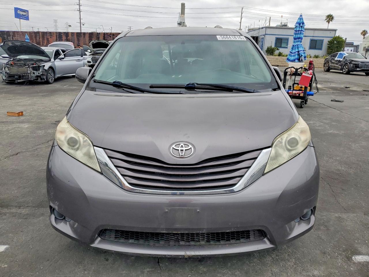 2017 Toyota Sienna Le - Фото 5