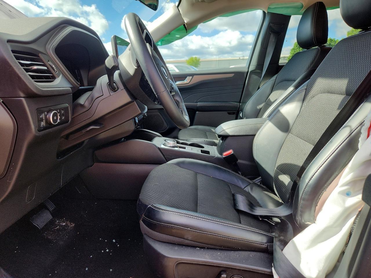 2025 Ford Escape - Фото 7