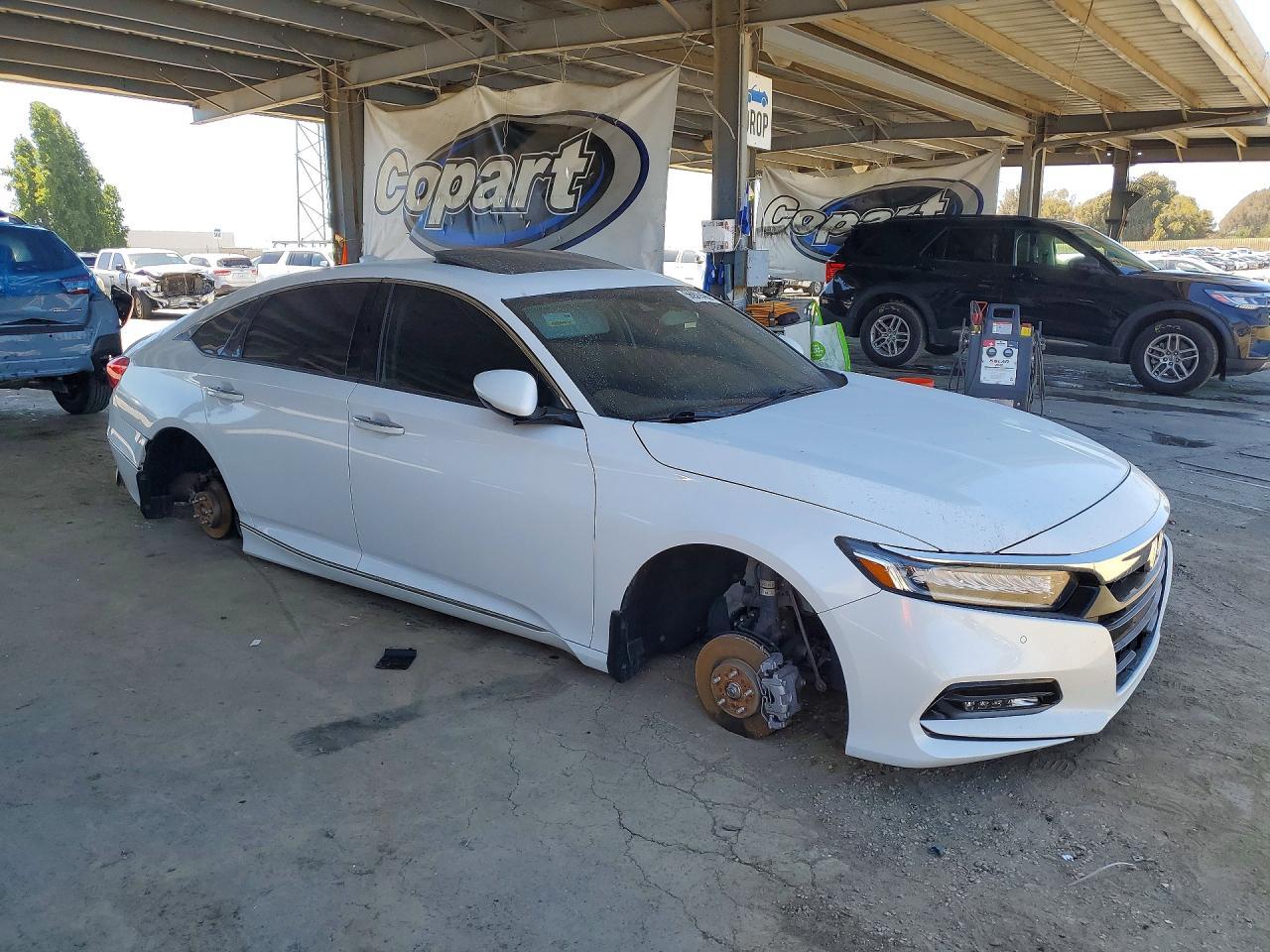 2020 Honda Accord Touring - Фото 4