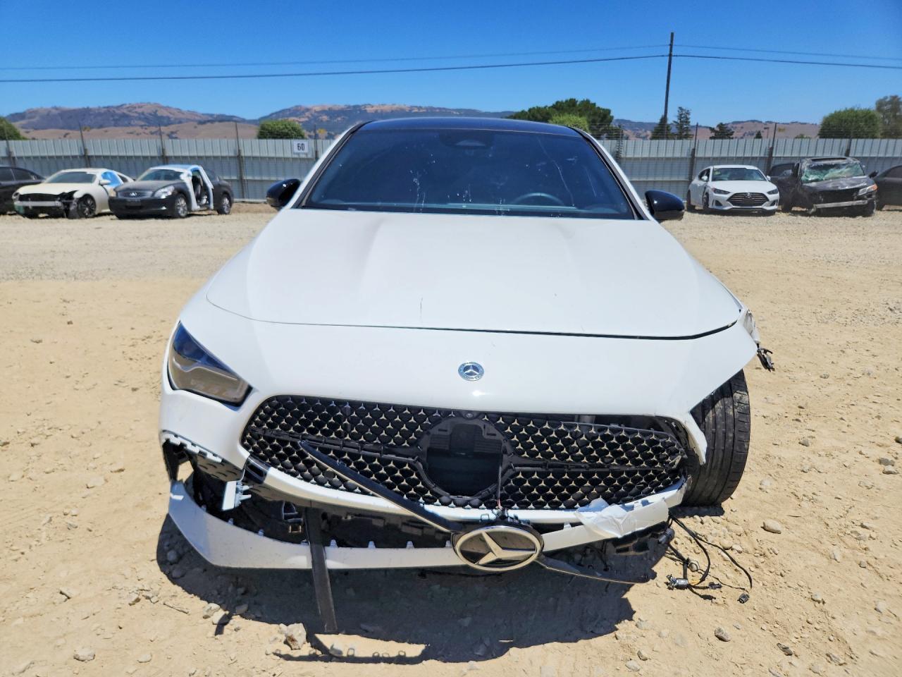 2025 Mercedes-Benz Cla 250 - Фото 5