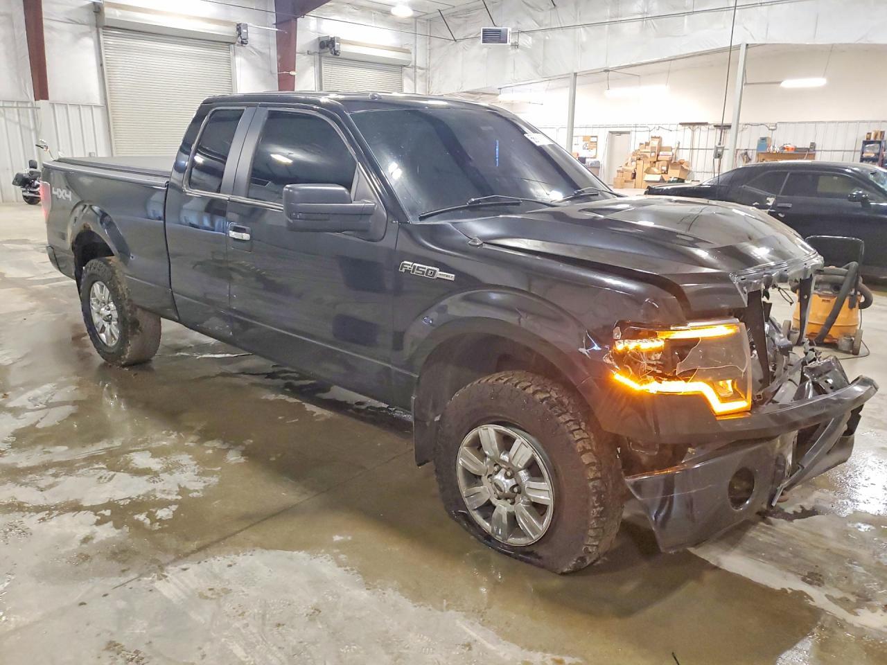2013 Ford F150 Super Cab - Фото 4