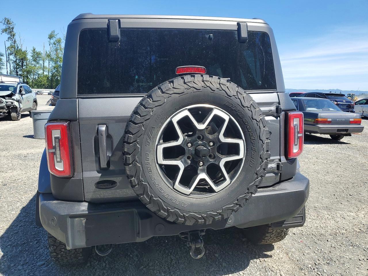 2023 Ford Bronco Base - Image 6