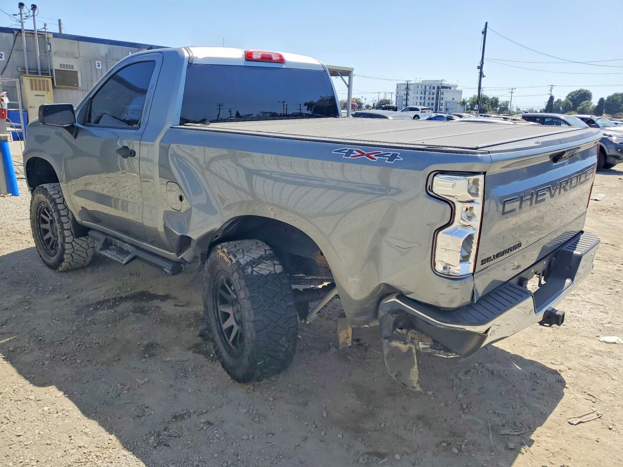 2026 Chevrolet Silverado Work Truck - Фото 2