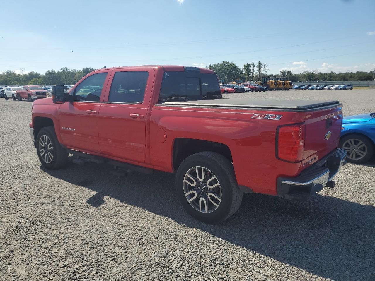 2015 Chevrolet Silverado C3500 - Фото 2