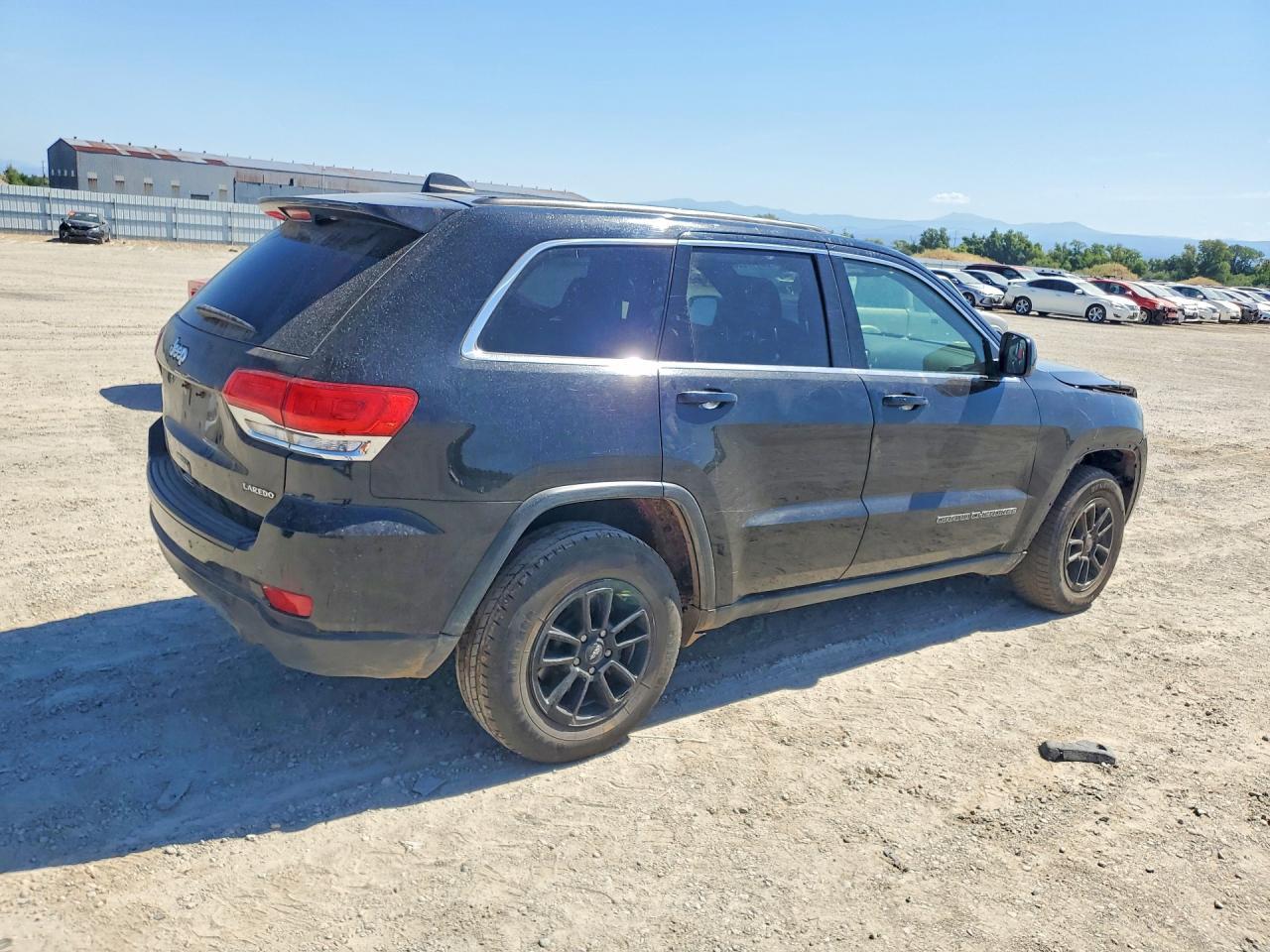 2018 Jeep Grand Cherokee Laredo - Фото 3