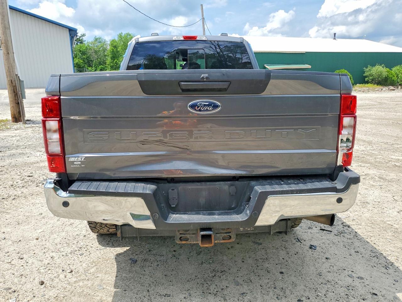 2022 Ford F250 Super Duty - Фото 6
