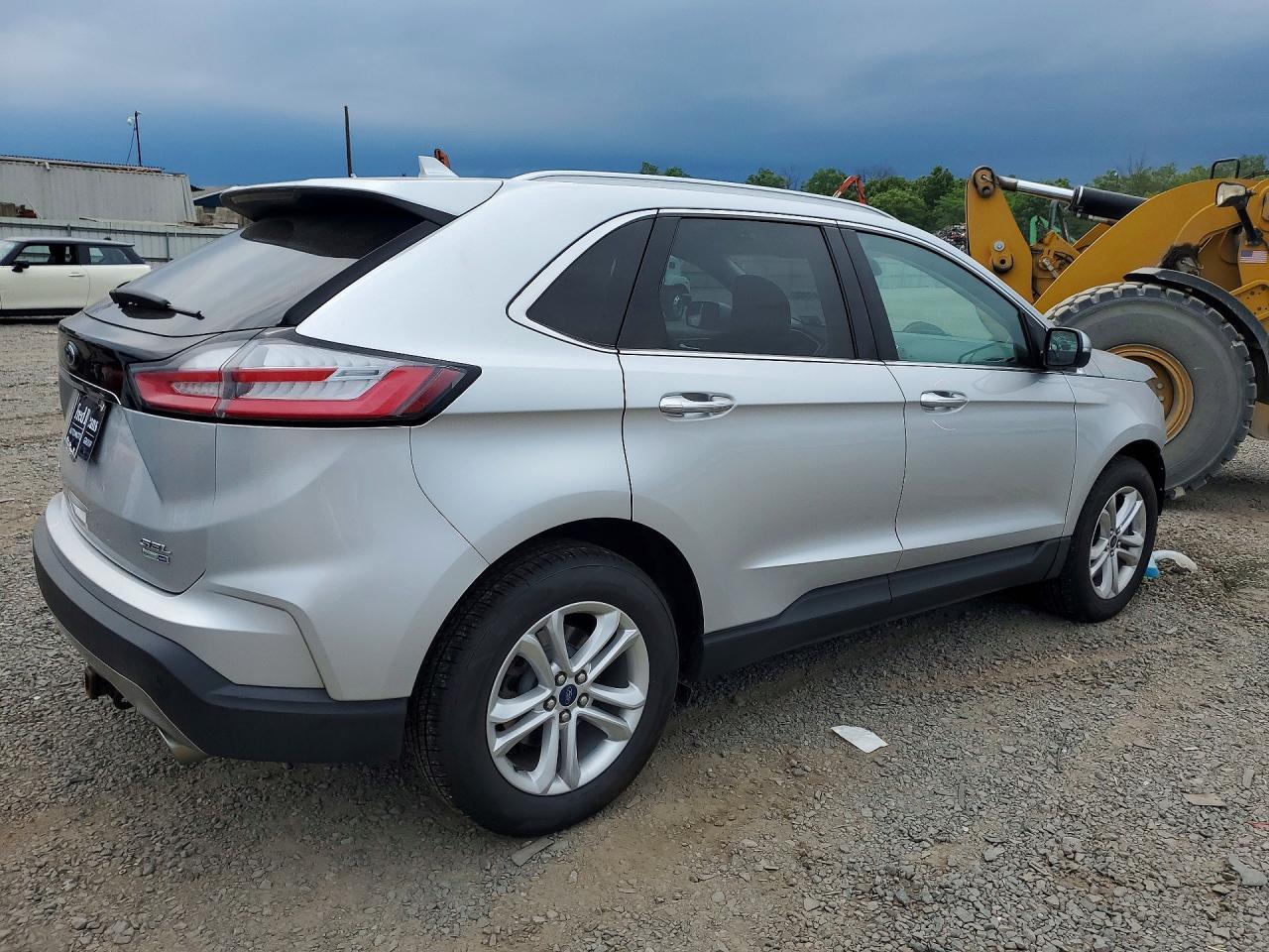 2019 Ford Edge Sel - Image 3