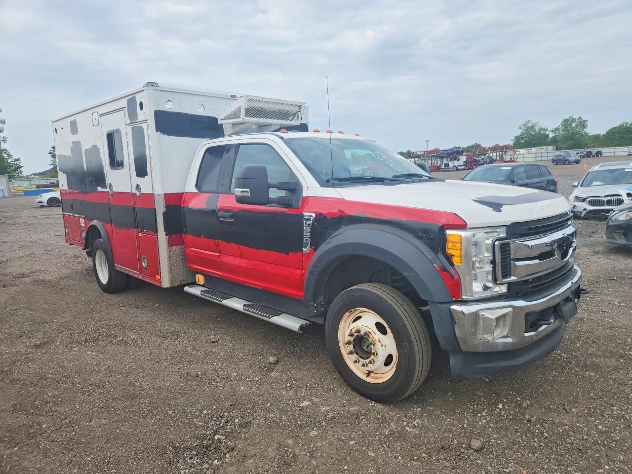 2017 Ford F550 Super Duty - Фото 4