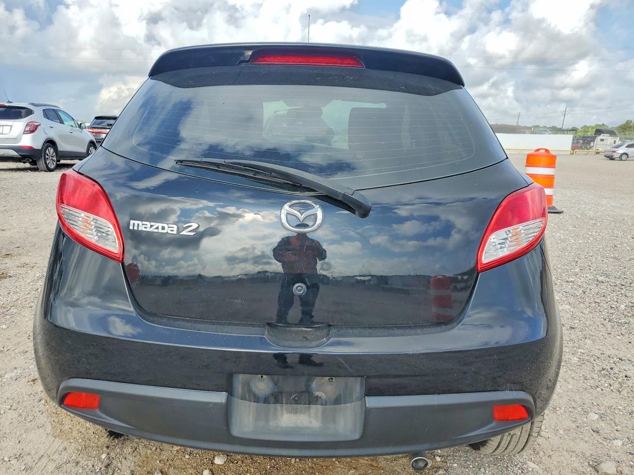 2011 Mazda Mazda2 - Фото 6
