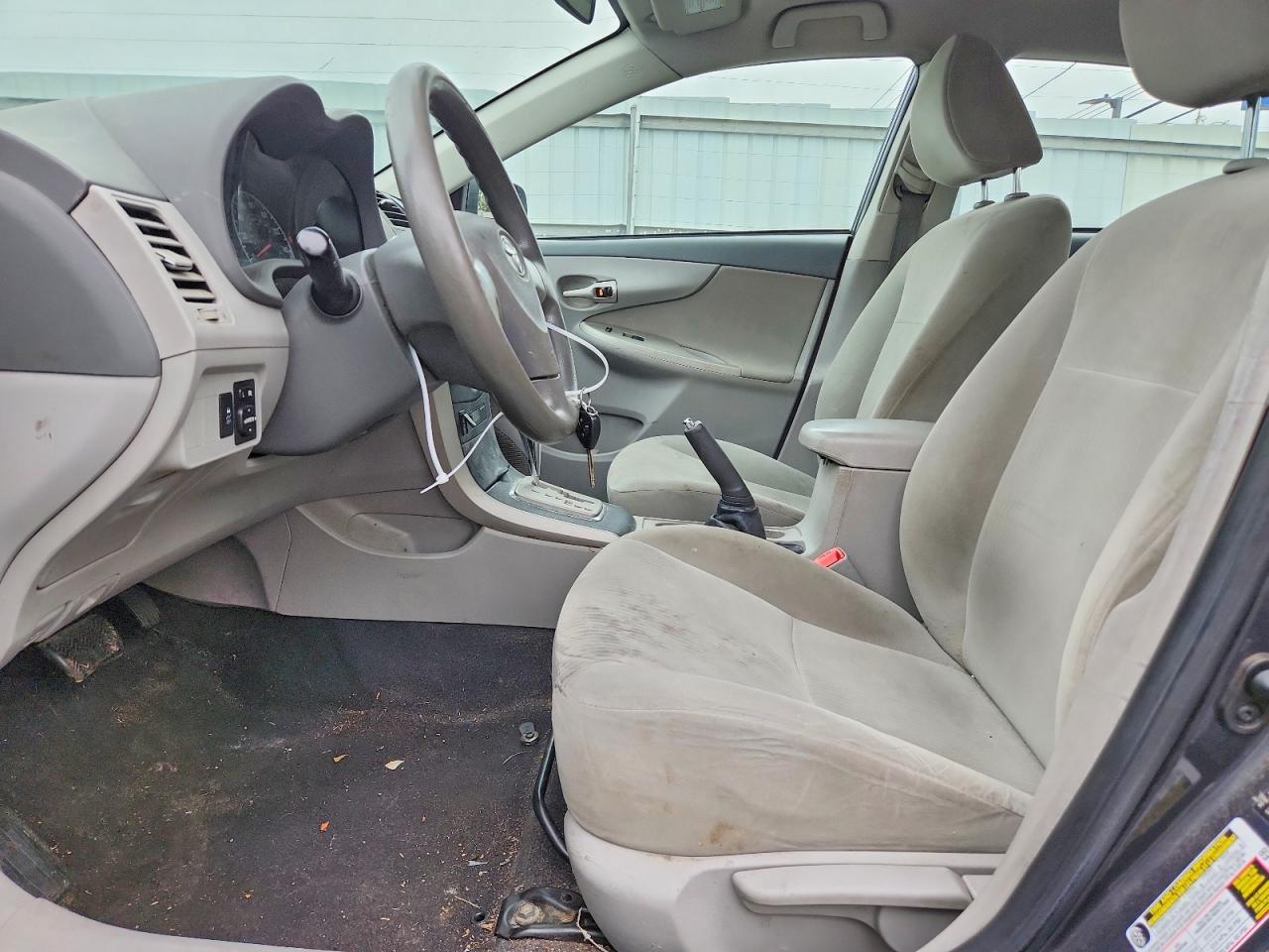 2010 Toyota Corolla Le - Image 7