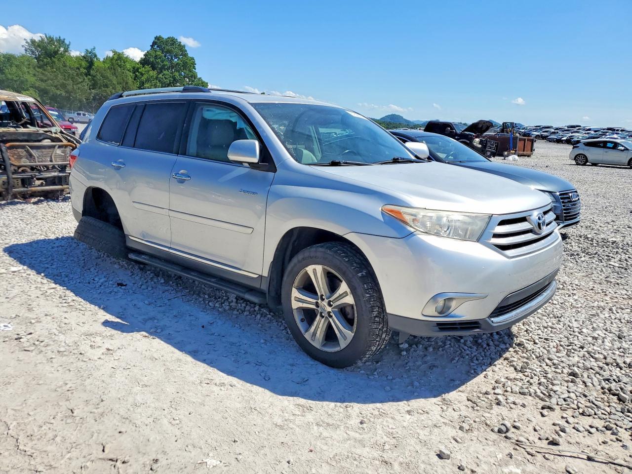 2011 Toyota Highlander Limited - Image 4