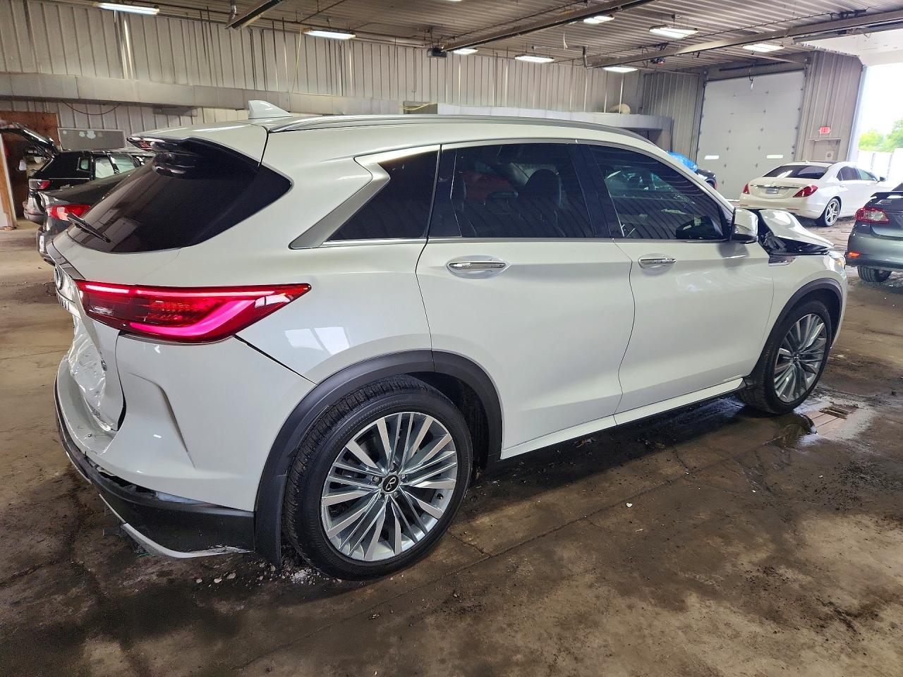 2024 Infiniti Qx50 Sensory - Image 3