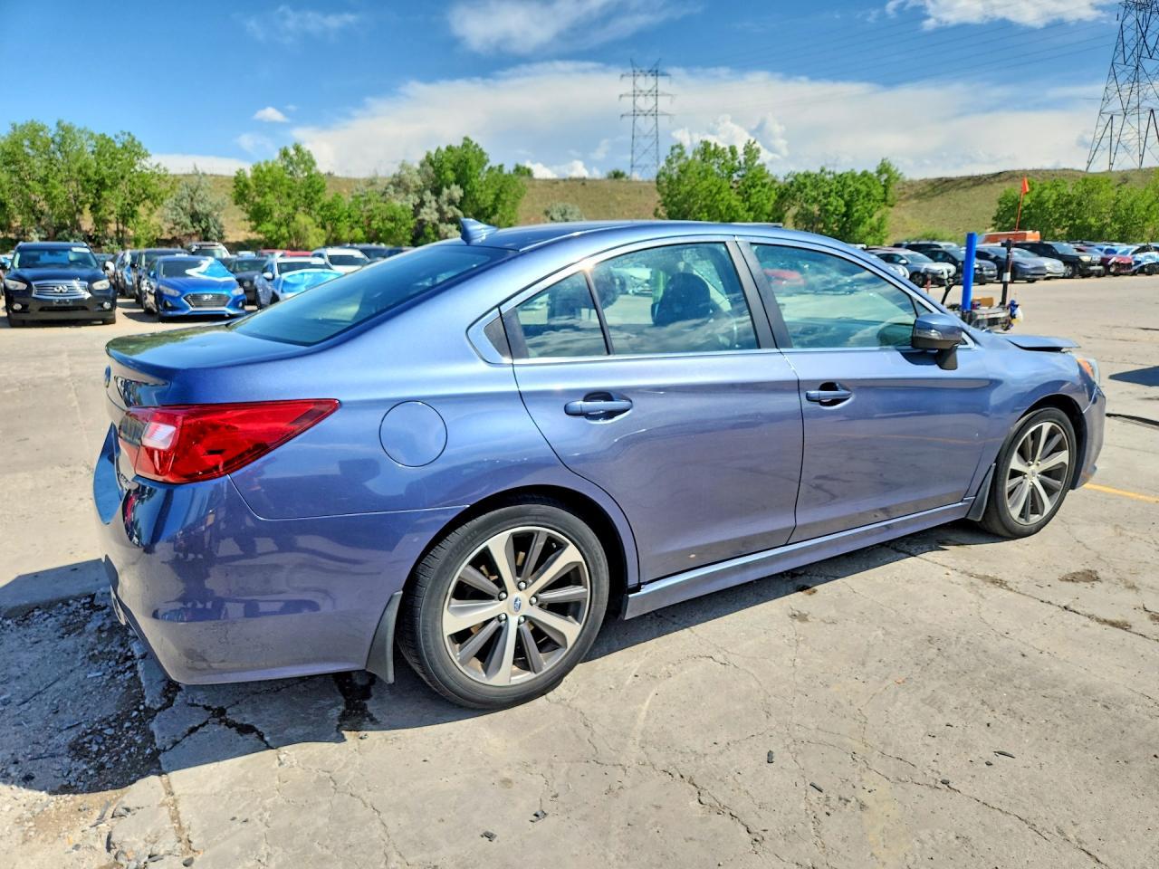 2017 Subaru Legacy 3.6R Limited - Фото 3