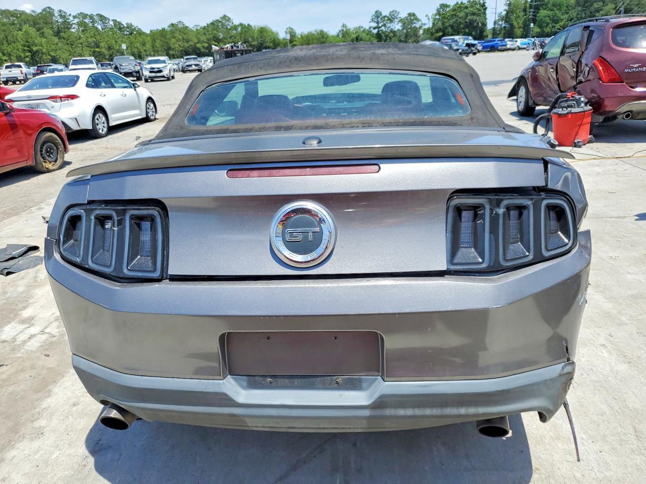 2010 Ford Mustang Gt - Фото 6