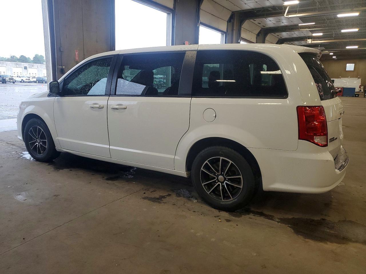 2019 Dodge Grand Caravan Gt - Фото 2