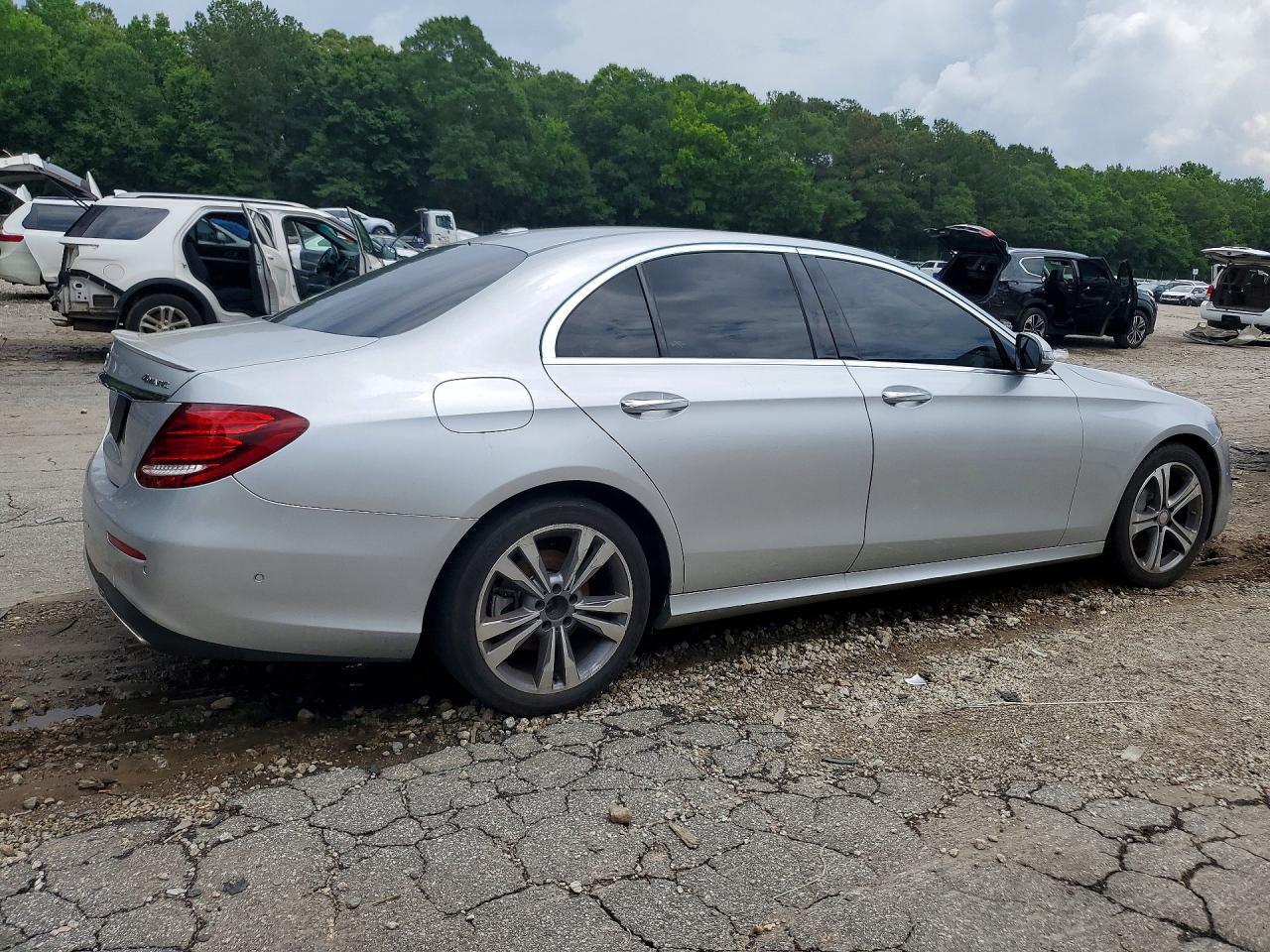 2017 Mercedes-Benz E 300 4Matic - Image 3